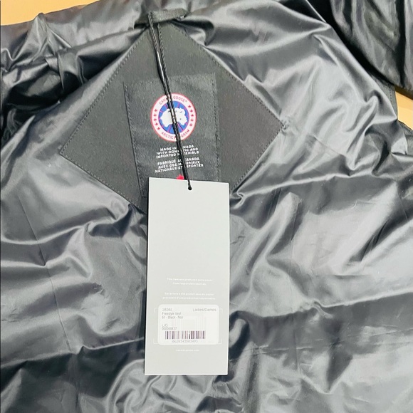 ❌SOLD❌BNWT Canada Goose Freestyle Vest - Picture 5 of 5